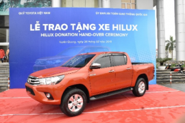 Với sự bền bỉ, Toyota Hilux phục vụ tuần tra giao thông ở Miền núi phía bắc