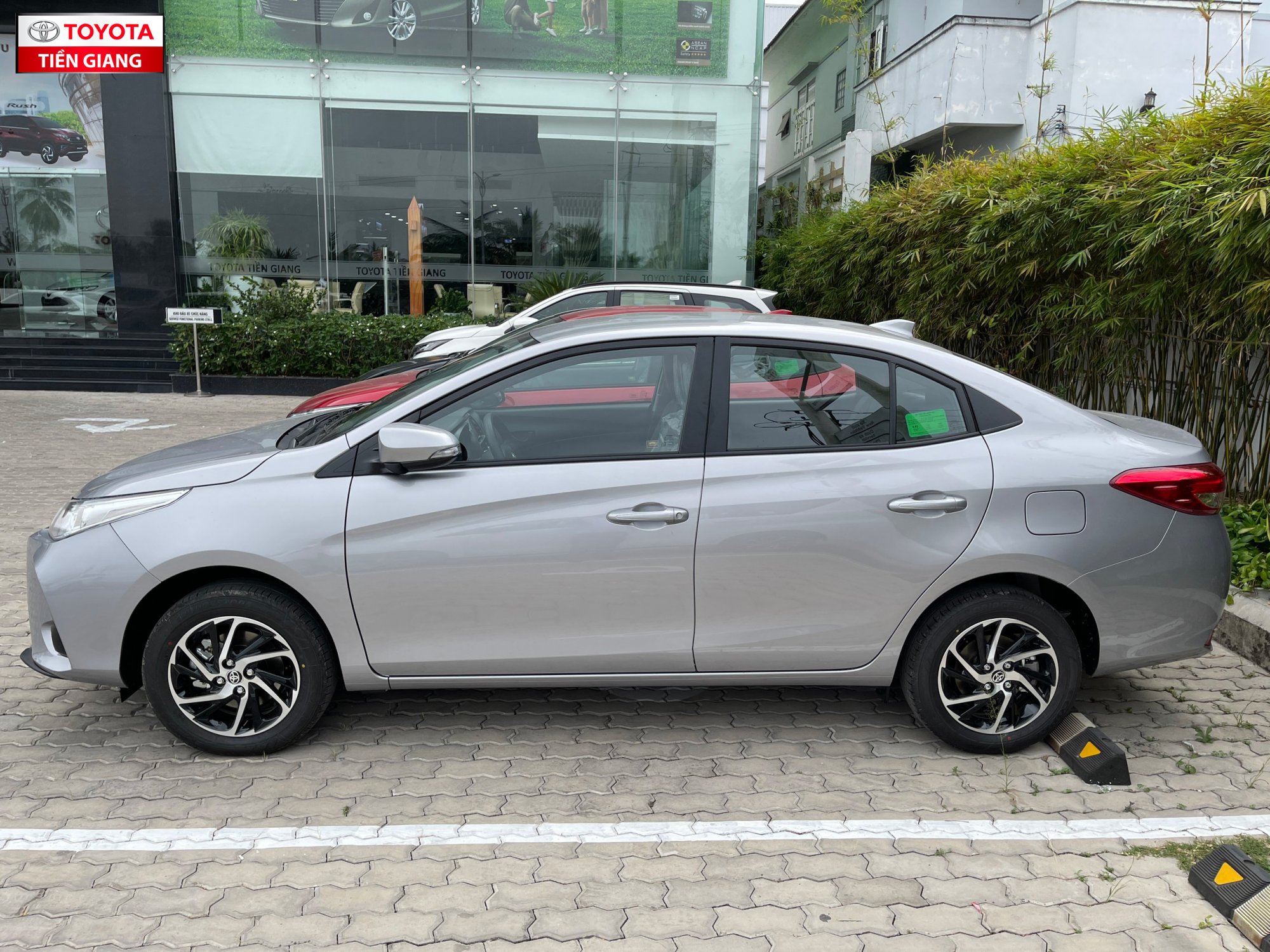 Đánh giá chi tiết mẫu xe Toyota VIOS 2022 số sàn 15E MT