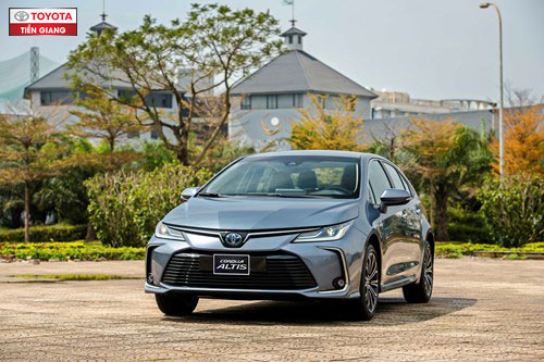 corolla-altis-2022-1