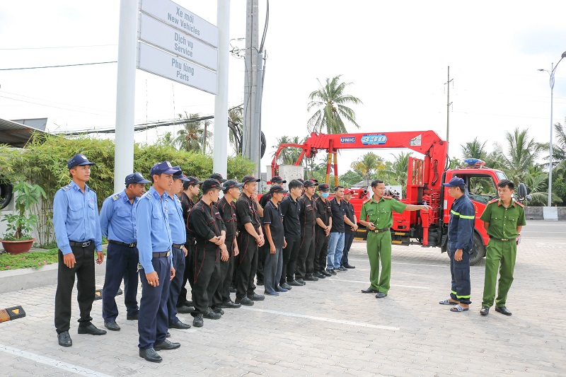 toyota-tien-giang-dien-tap-phong-chay-chua-chay-va-cuu-nan-cuu-ho-ngay-04042019-06