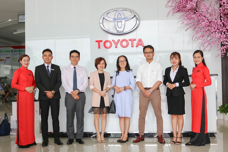 toyota-tien-giang-chia-se-va-trao-doi-kinh-nghiep-voi-toyota-hung-vuong-03