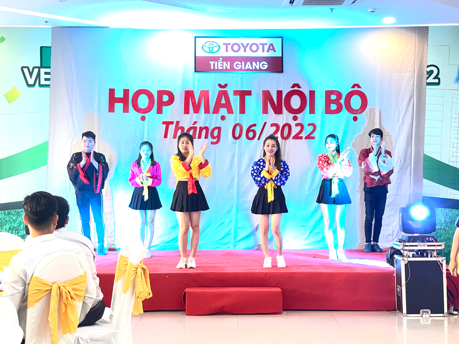 hop-mat-noi-bo-toyota-tien-giang-15